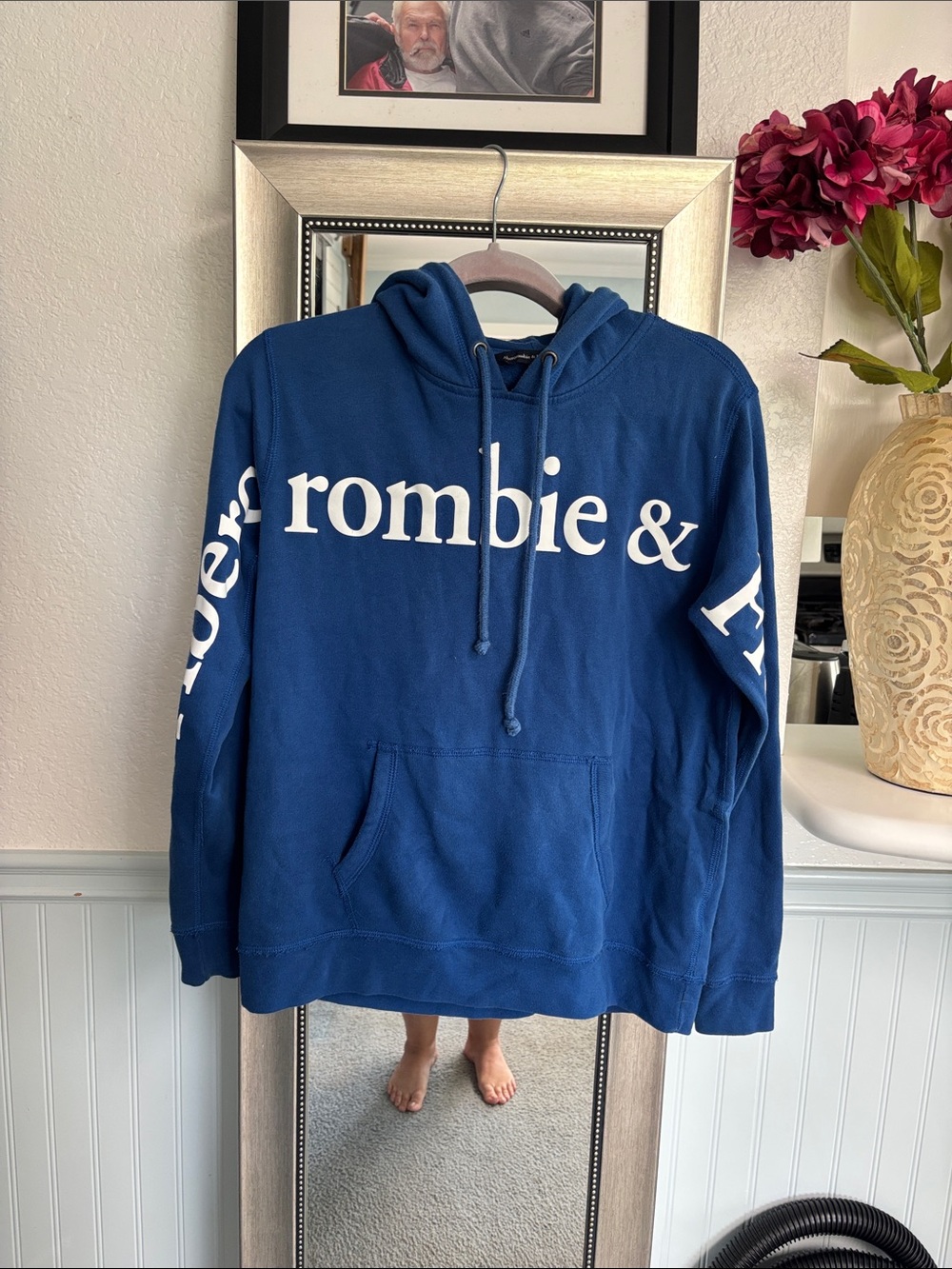 Abercrombie & Fitch Navy Blue Logo Pullover Hoodie